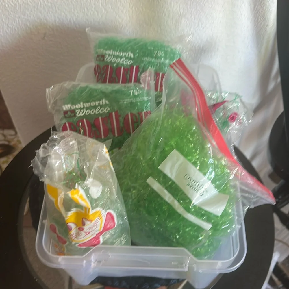 FINAL Price $5:  Lot of 5 Grass packages for Easter Baskets.